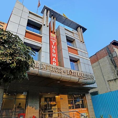 Hotel Grand Tushar - Ghaziabad Railway Station מראה חיצוני תמונה